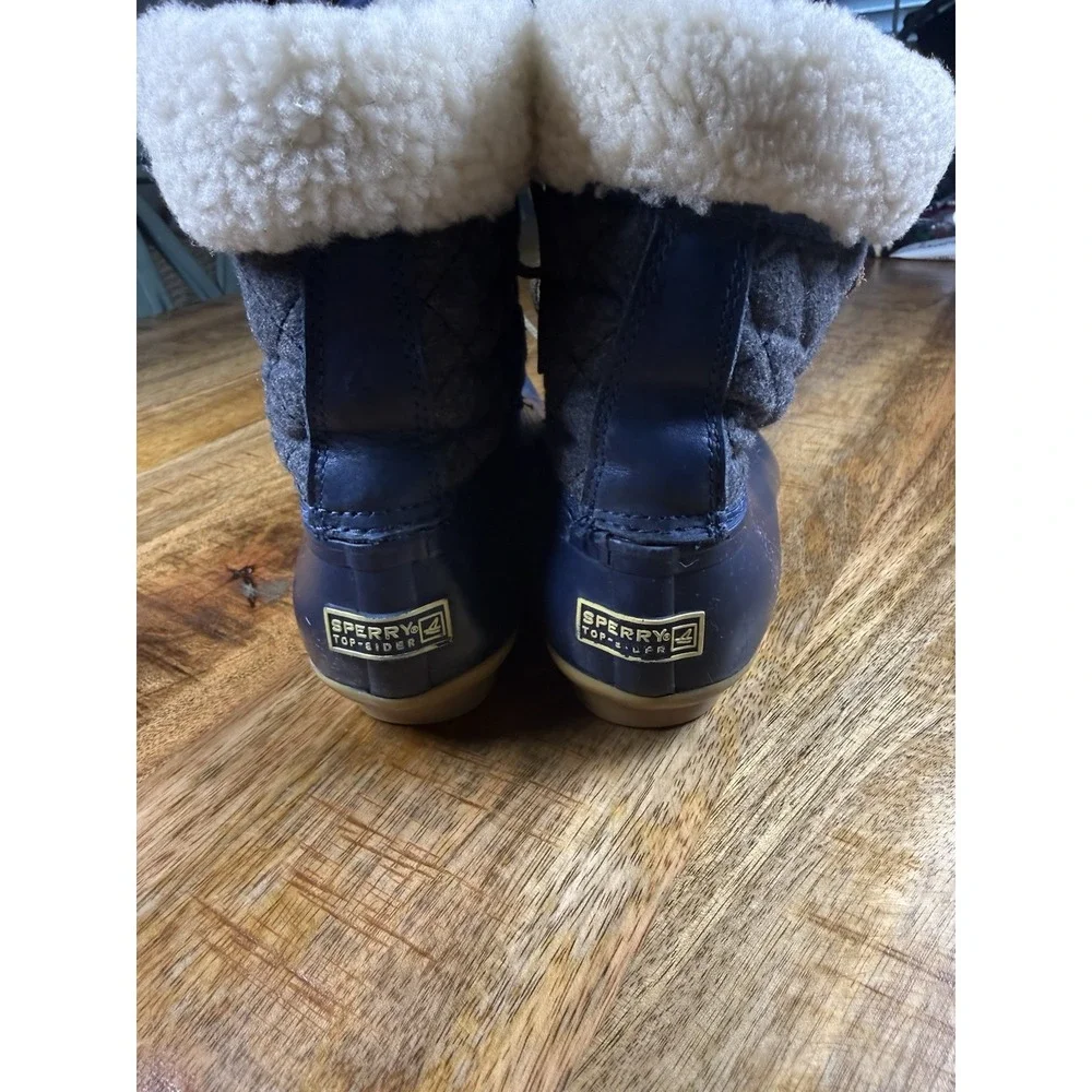 Sperry Top-Sider Duck Boots Womens 7 Navy Waterproof Wool Lined Lace Up Winter